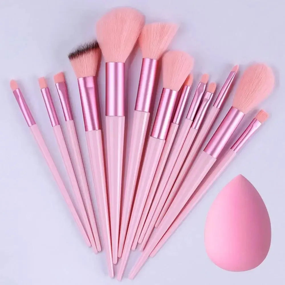 Soft Fluffy Professional Cosmetic Foundation Powder Set of Makeup Brushes